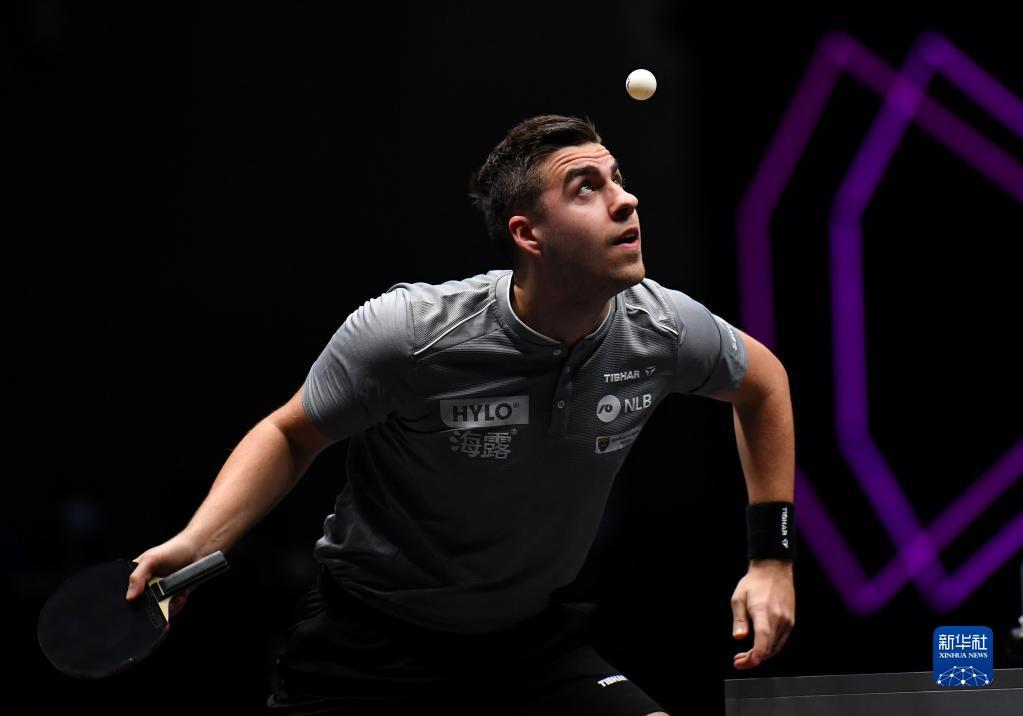 取更加谨慎 取更加谨慎