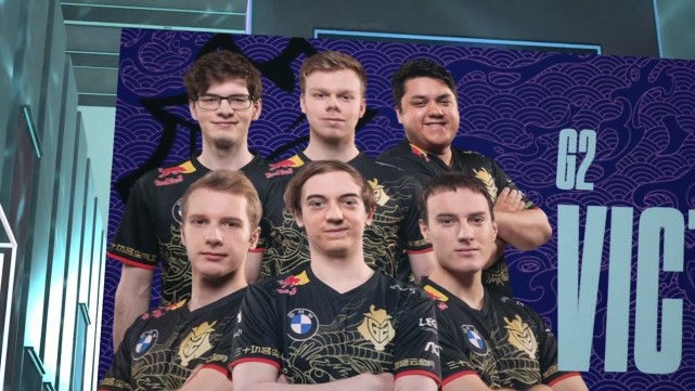 疑是焦点 疑是焦点