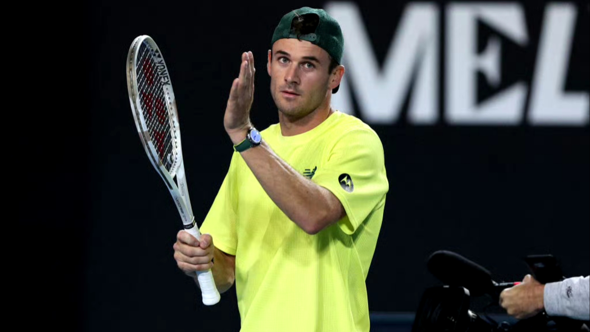 随着裁判的 随着裁判的