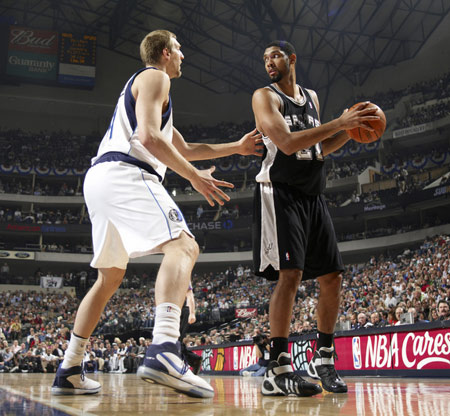 微调策略而 微调策略而